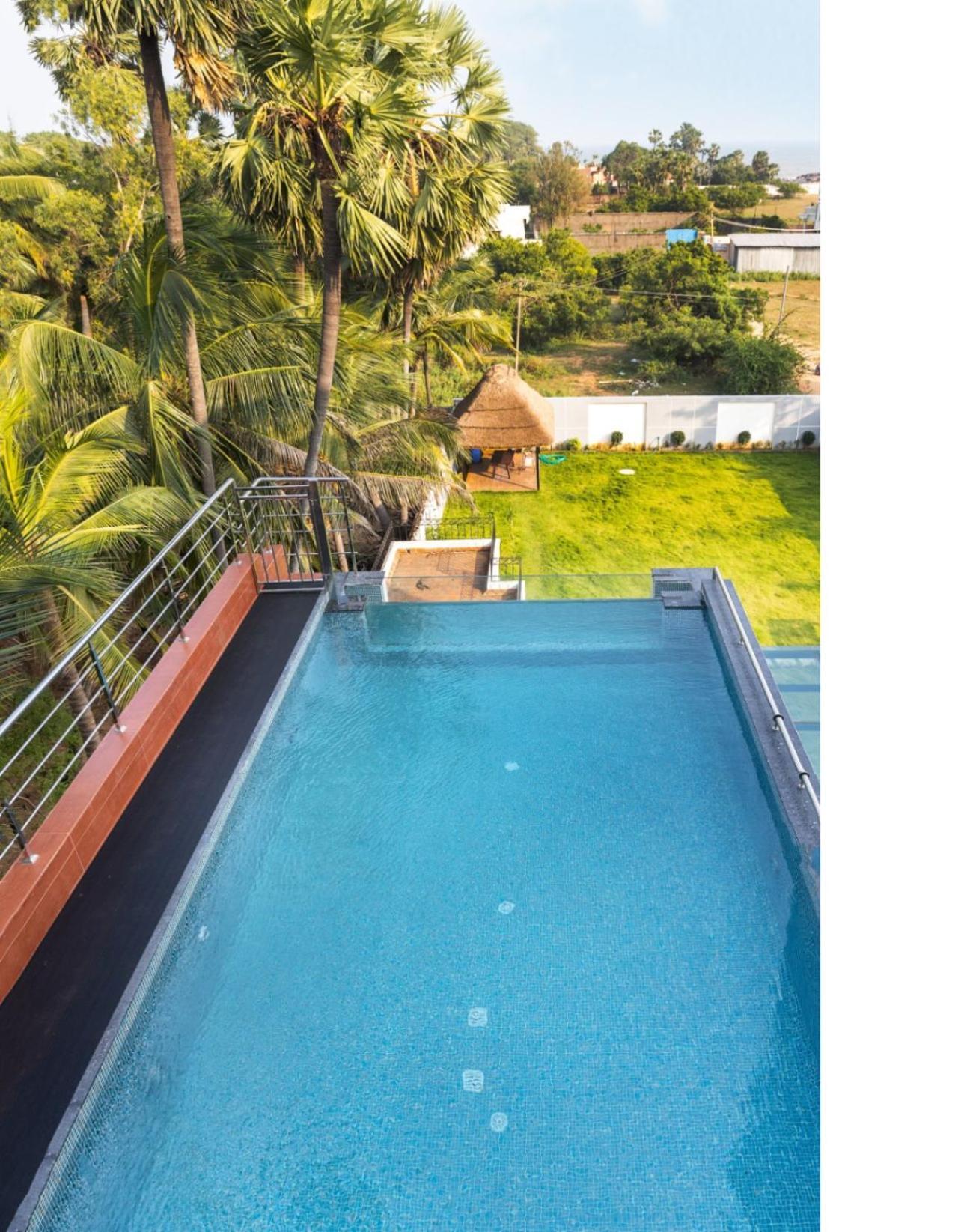 The Serene Shores - Luxury Private Villa بونديتْشيري المظهر الخارجي الصورة