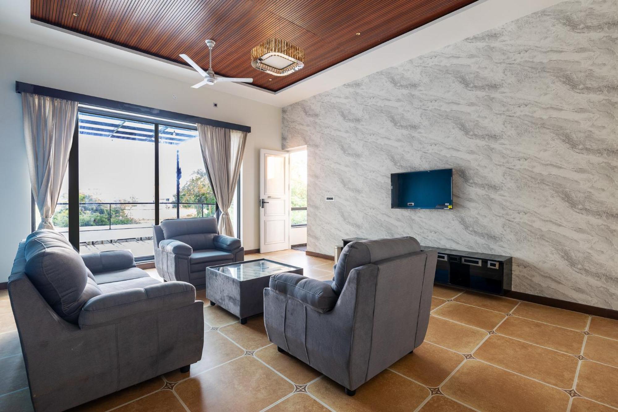 The Serene Shores - Luxury Private Villa بونديتْشيري المظهر الخارجي الصورة