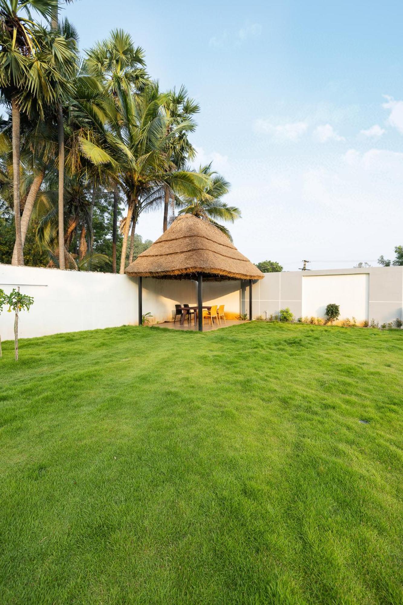 The Serene Shores - Luxury Private Villa بونديتْشيري المظهر الخارجي الصورة
