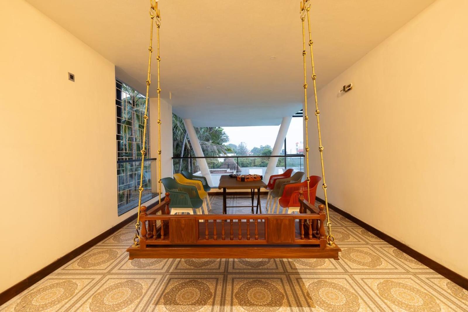 The Serene Shores - Luxury Private Villa بونديتْشيري المظهر الخارجي الصورة